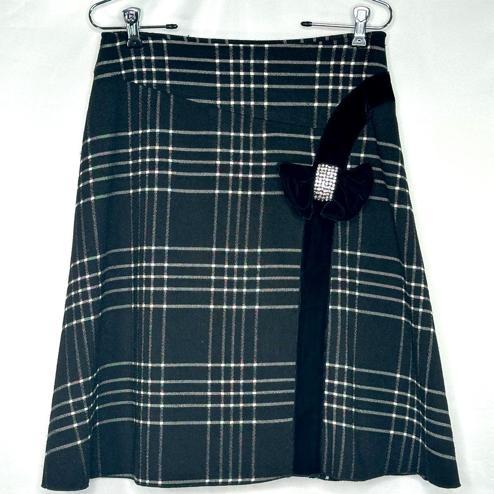 Forwear Plaid Black & White Skirt with Bow Accent Asymmetrical Waist Lined Sz 2